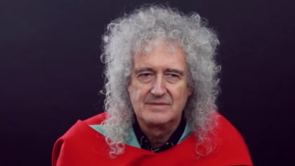 QUEEN's BRIAN MAY Receives Honorary Degree From University Of Hull